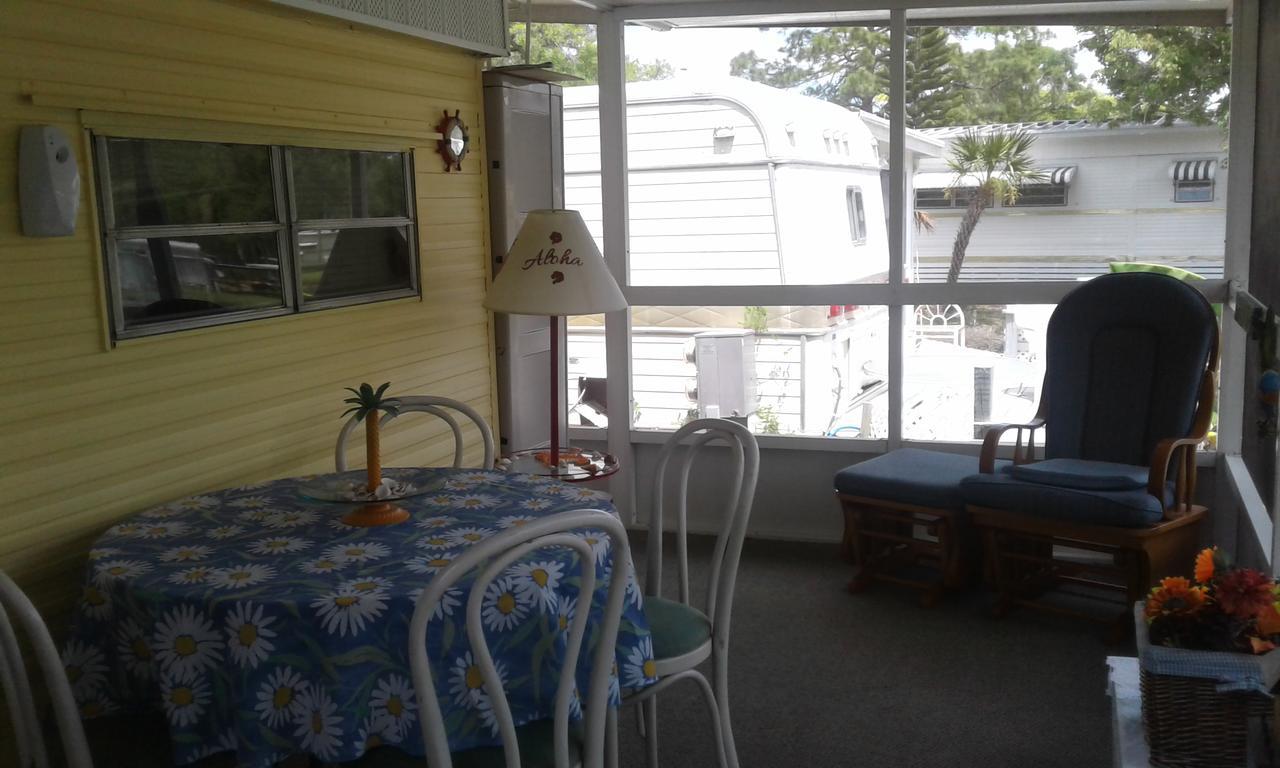 Oak Springs Rv Resort Port Richey Exterior photo